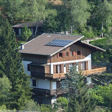 L'Helleboro - Immerso Nella Natura Viggiù Kültér fotó